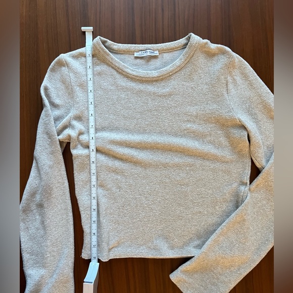 Women’s Zara cream long sleeved top size Medium EUC. - Picture 5 of 6